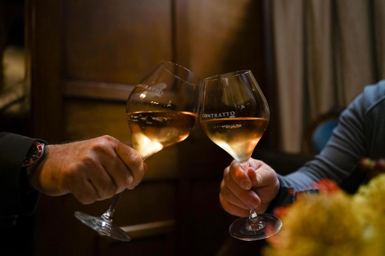 Caffe Delle Rose Les Chambres 베르바니아 외부 사진